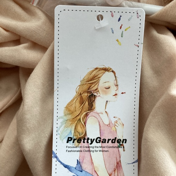 Pretty Garden, Peach color Jumpsuit, on or off shoulder. Size XL - Picture 12 of 16